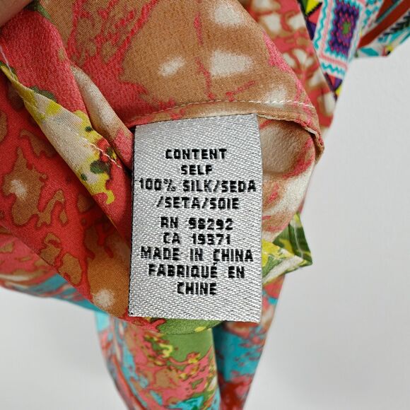 Tibi Eclectic Patterns V-Neck Short Sleeves 100% Silk Blouse Size 4 Boho Artsy - Picture 8 of 8